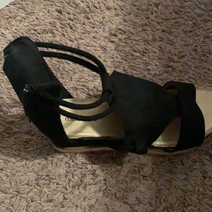 Women’s sandals